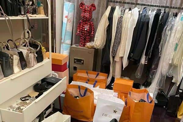 浔阳区回收一线品牌衣服